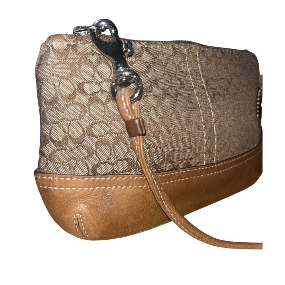 Vintage Coach Signature C Monogram Wristlet – Brown/Tan